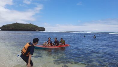 Pantai Sadranan