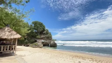 Pantai Slili