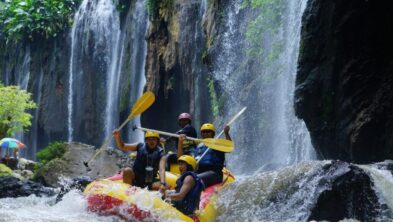 Paket One Day Outbound Dan Rafting Songa