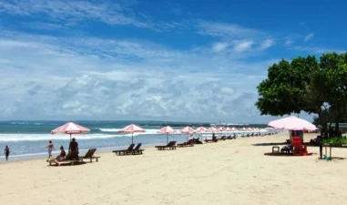 7 Aktivitas Seru yang Dapat Dilakukan di Pantai Kuta