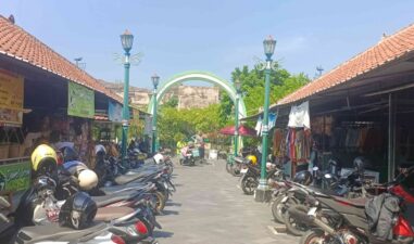 Pasar Ngasem Jogja, Spot Terbaik Berburu Kuliner Khas Yogyakarta