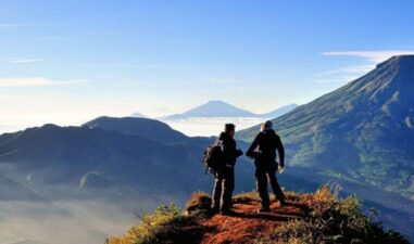 5 Wisata Alam Dieng dengan Pemandangan yang Bikin Speechless