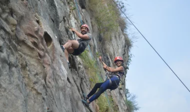 10 Aktivitas Outdoor di Bandung yang Cocok untuk Pencinta Adrenalin