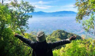 8 Tempat Wisata Alam di Bandung untuk Pencinta Hiking dan Petualangan