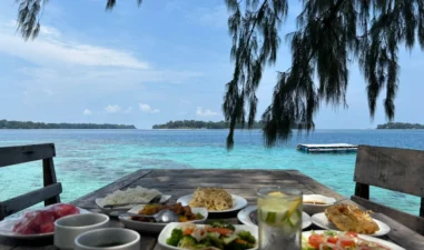 5 Restoran dengan Pemandangan Laut di Kepulauan Seribu yang Menakjubkan