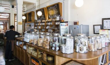 10 Cafe Estetik di Jakarta yang Hits dan Instagramable